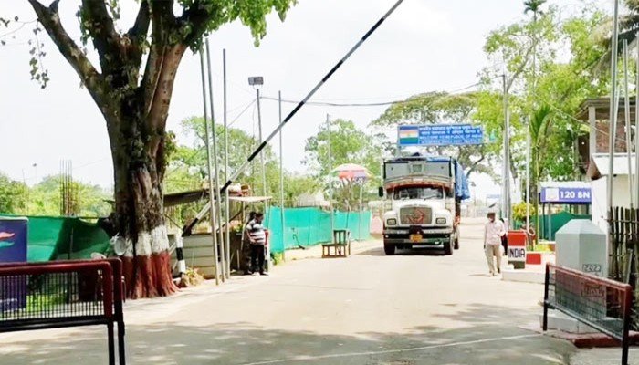 আখাউড়া স্থলবন্দরে ২ দিন আমদানি-রপ্তানি বন্ধ