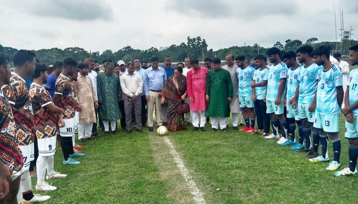 টাঙ্গাইলে বিন্দুবাসিনী ফুটবল চ্যাম্পিয়নশিপ শুরু