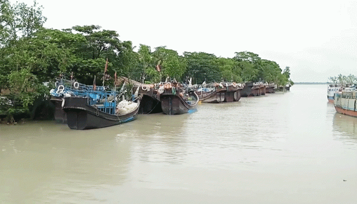 সাগরে নিষেধাজ্ঞা শেষ আজ, মাছ ধরতে প্রস্তুত জেলেরা