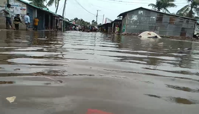 রেমাল: কক্সবাজার শহরে জলোচ্ছ্বাস