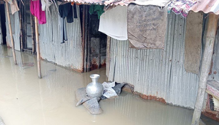 সুনামগঞ্জে বানভাসিরা কী করবেন